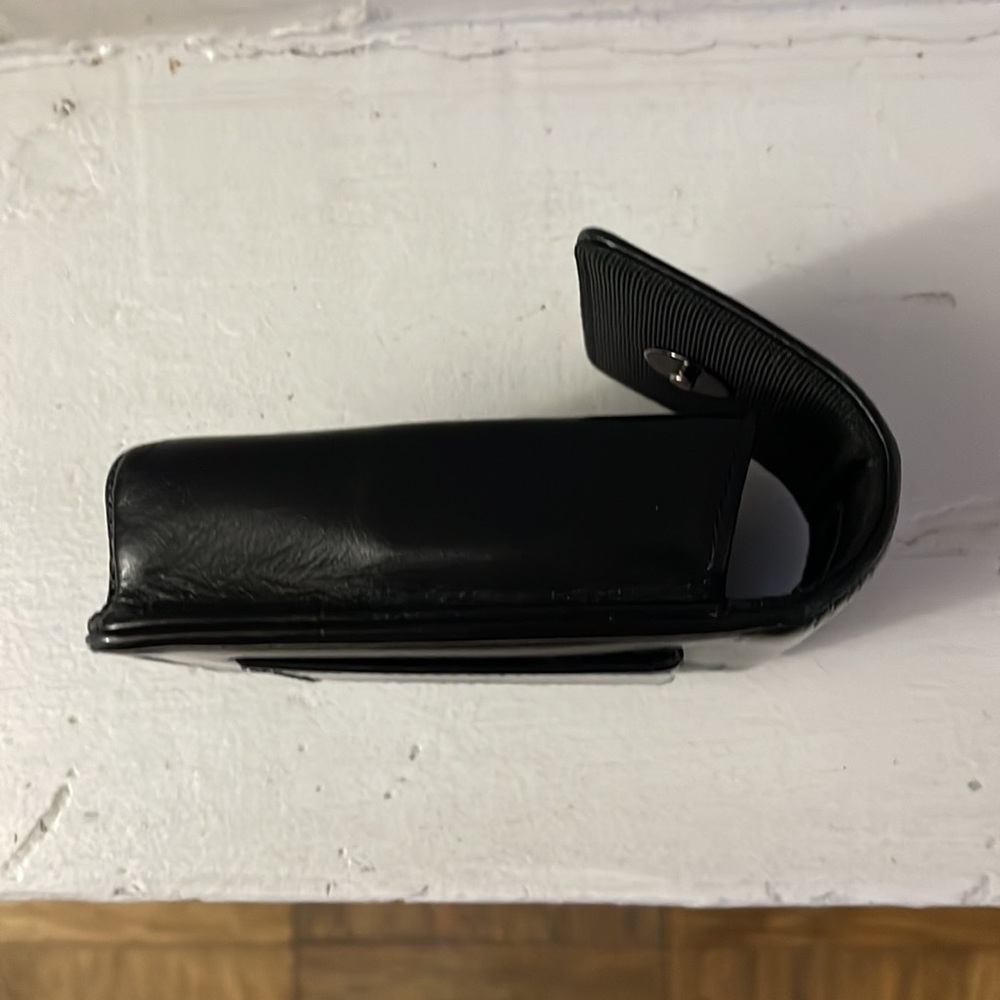 Canon digital camera case - Picture 3 of 5